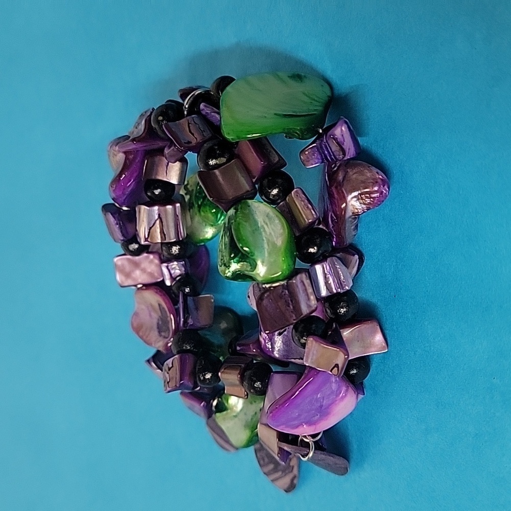 Shell Beaded Watercolor 3 Stranded Connected Stretch Bracelet